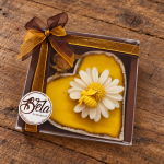 Vela Margarida com Porta-Velas Coração